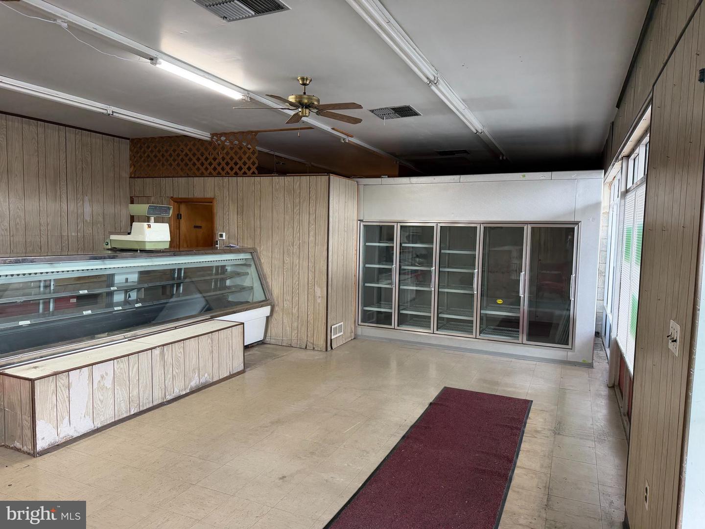 99 Harvey Rd #a Property Photo 3