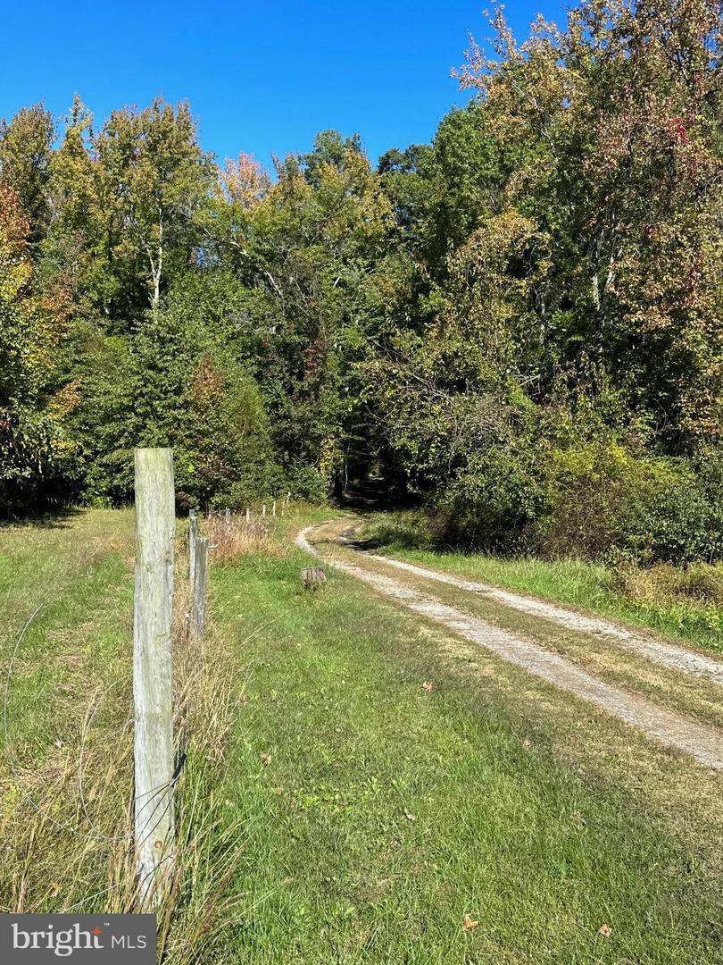 1038 FIELDSBORO RD Property Photo 1