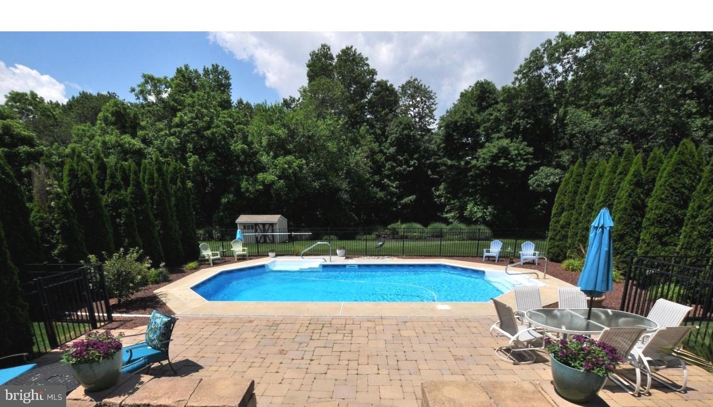 624 Nesting Ln Property Photo 14