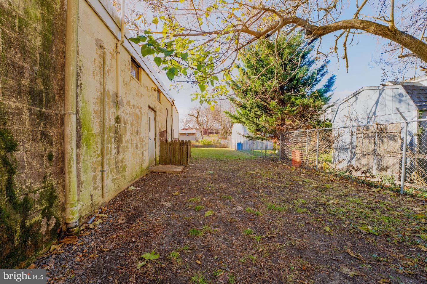 29 Anderson St Property Photo 7