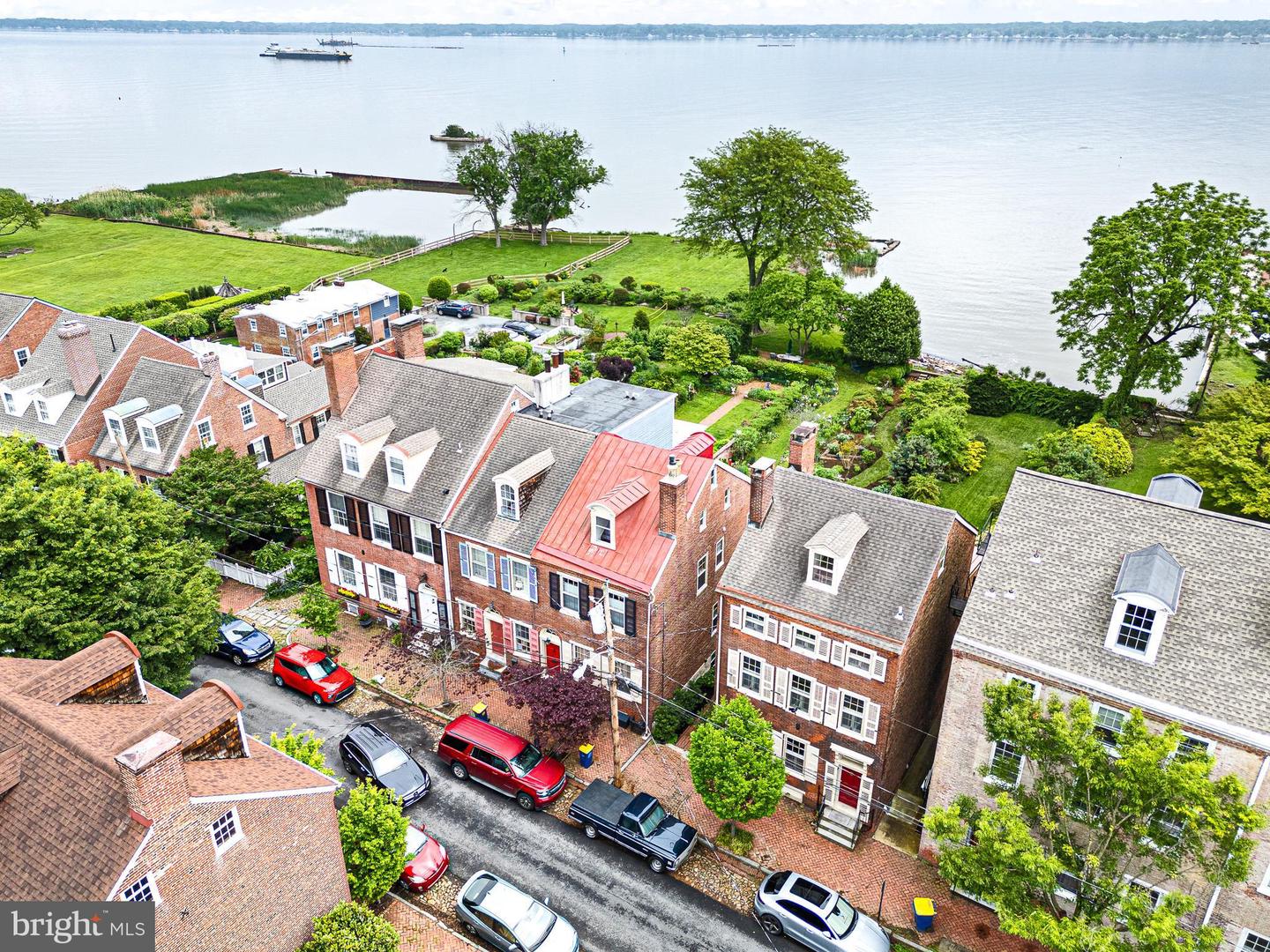 13 The Strand Property Photo 1