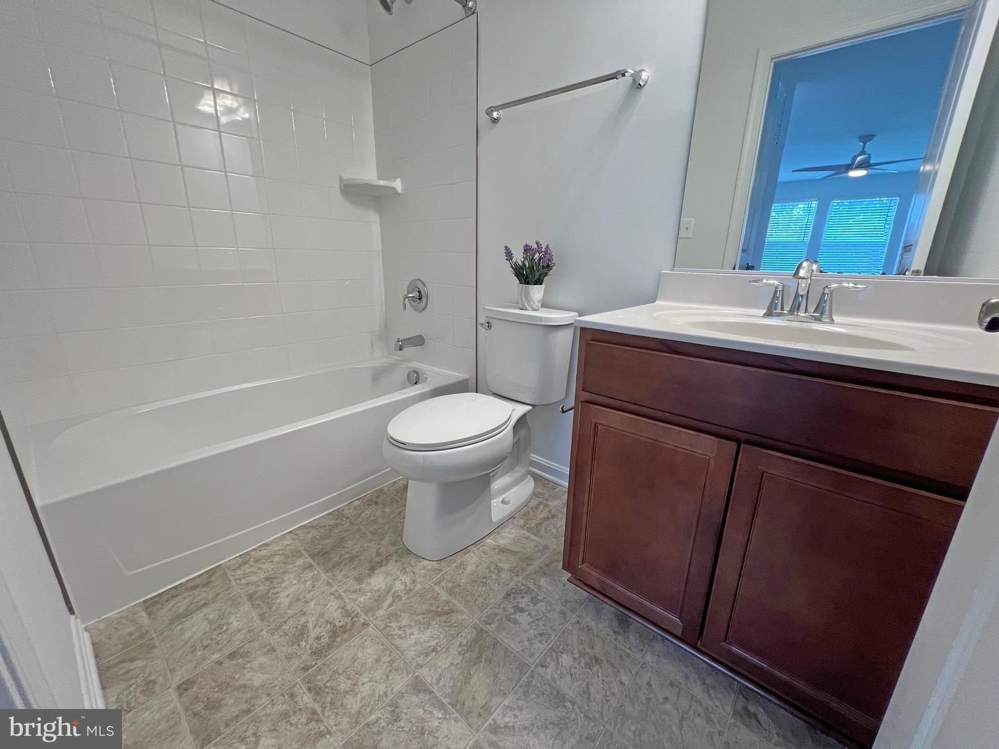 114 Austrian Pine Ct Property Photo 40
