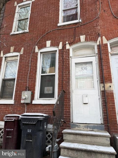936 N Spruce St Property Photo 2