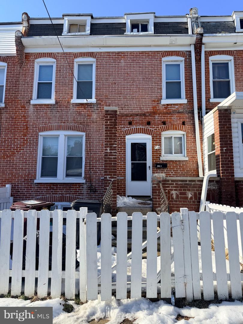 2305 Jessup St Property Photo 1
