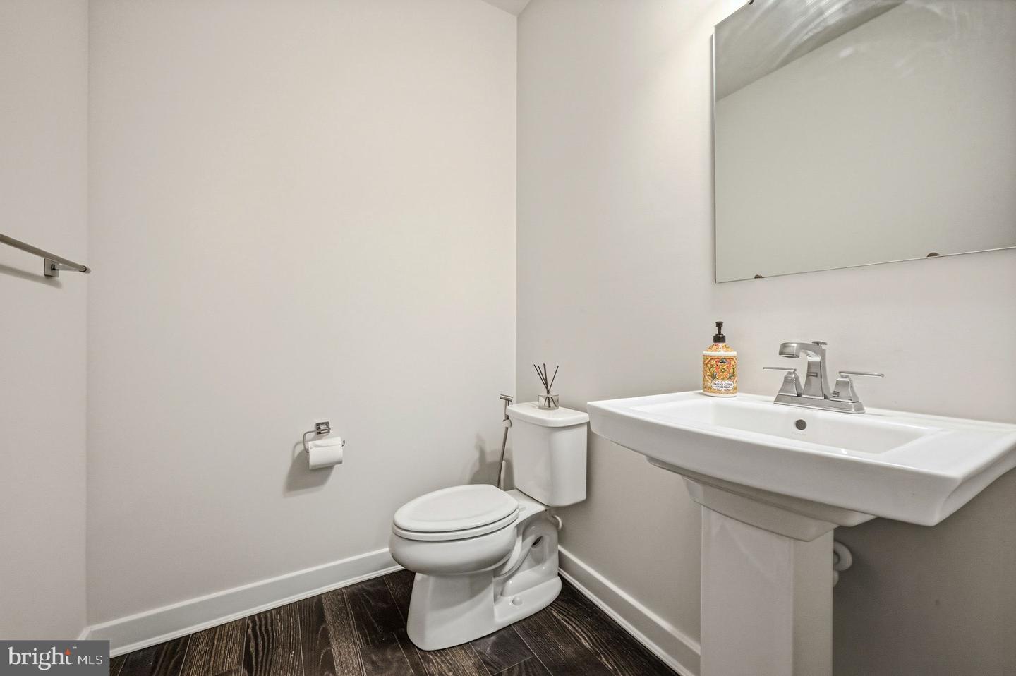 1036 Applecross Dr Property Photo 10