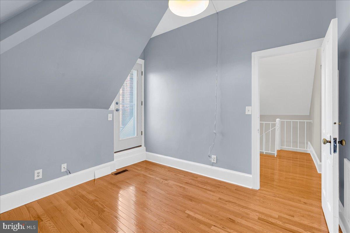 1301-unit N Franklin St #5 Property Photo 10