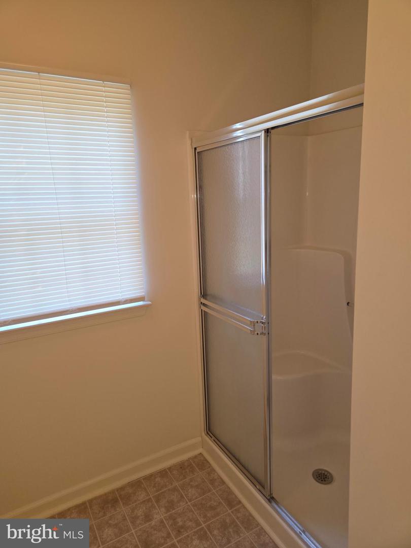238 Gladstone Way Property Photo 8