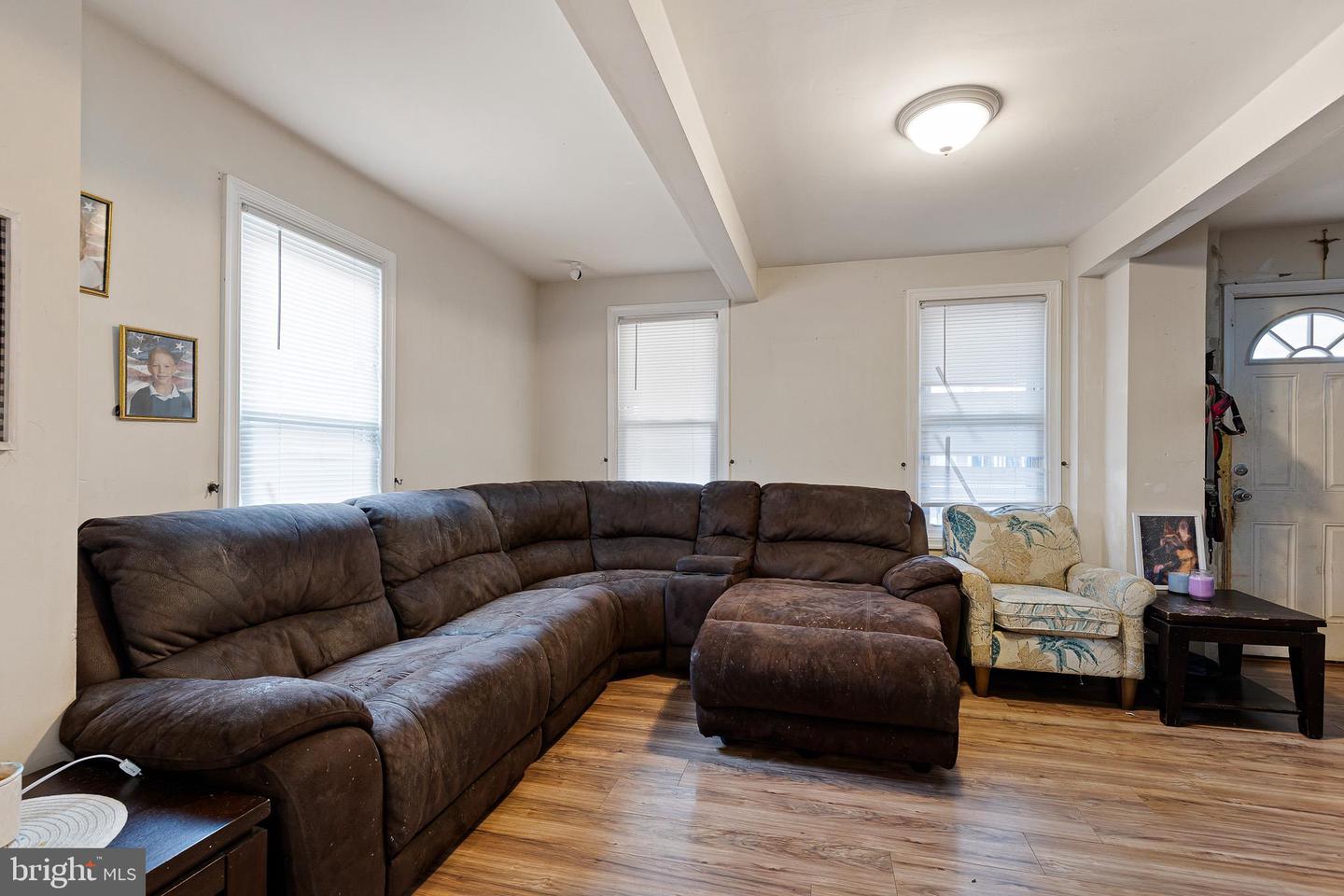 1809 Marshall Ave Property Photo 4