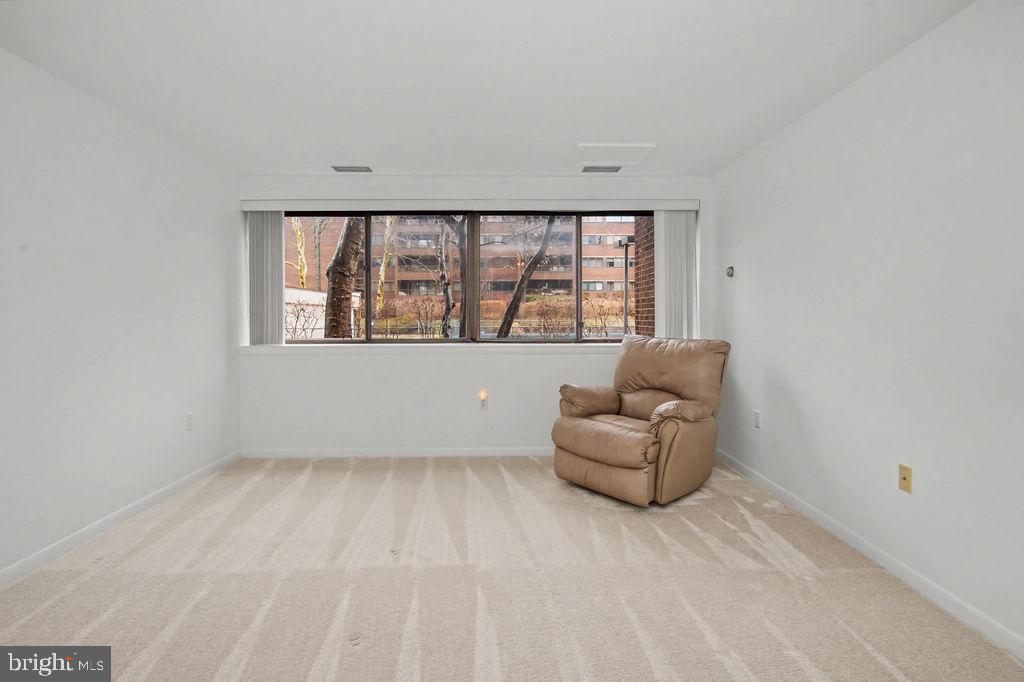 614 Loveville Rd #d1d Property Photo 9