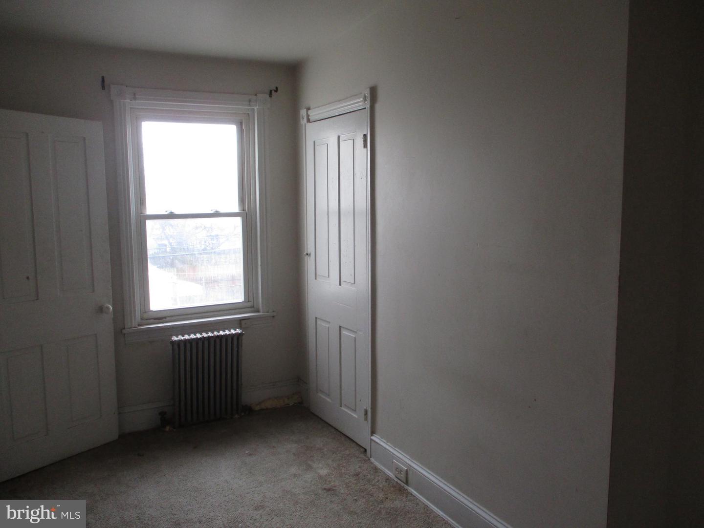 1016 Chestnut St Property Photo 5