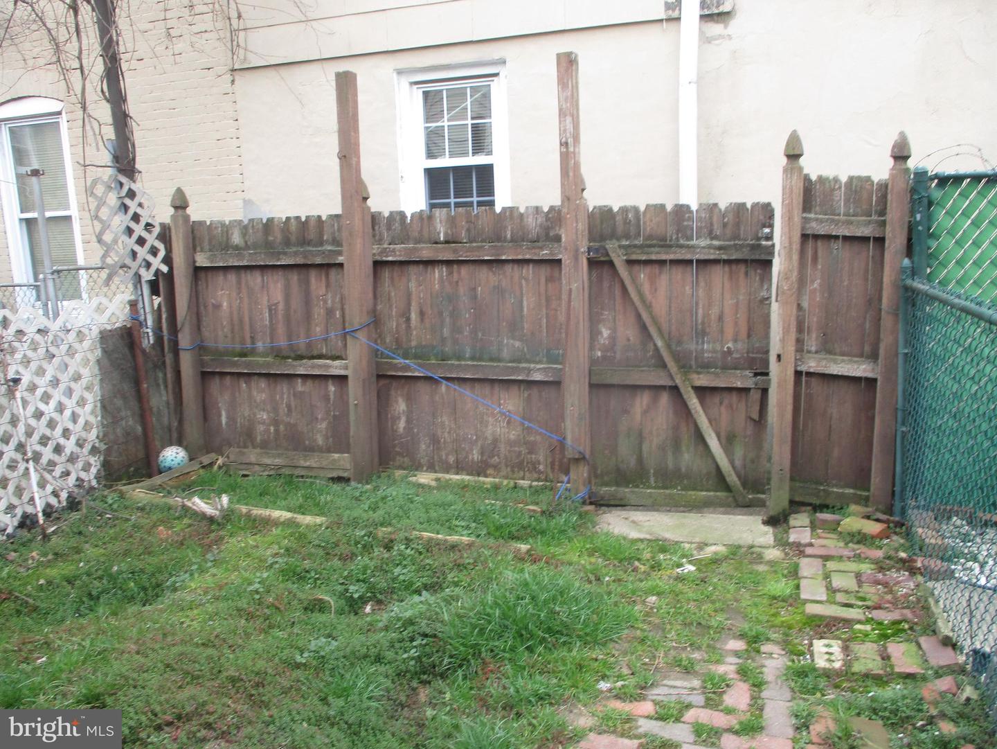 1016 Chestnut St Property Photo 10