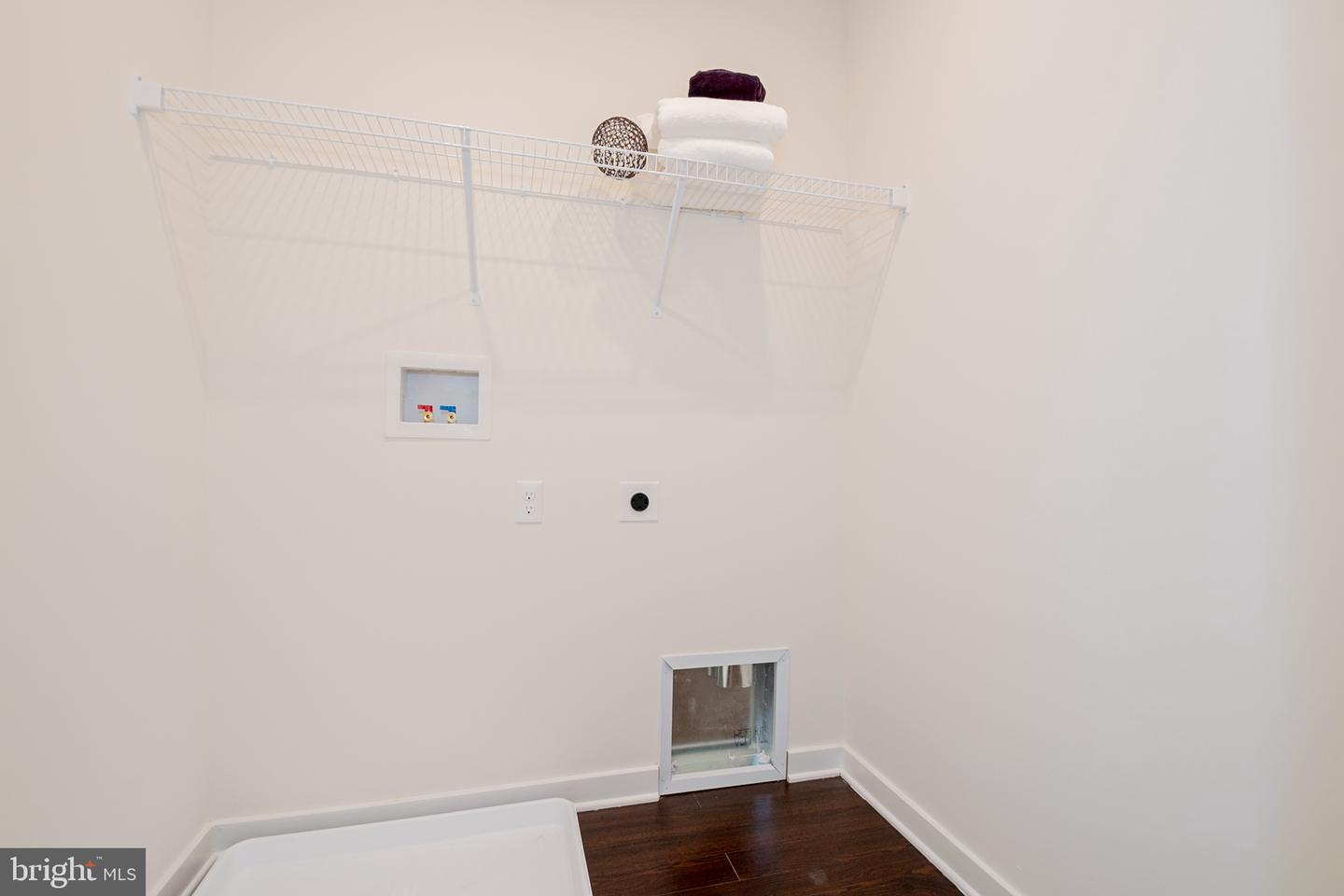203 Case Rd Property Photo 19
