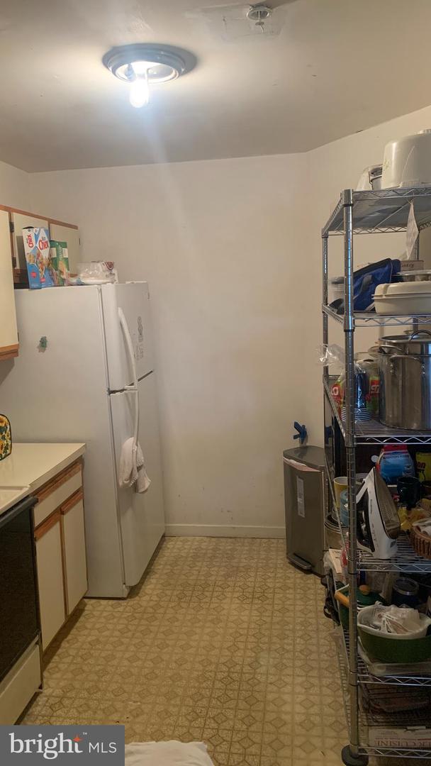 1025 N Madison St #309 Property Photo 4
