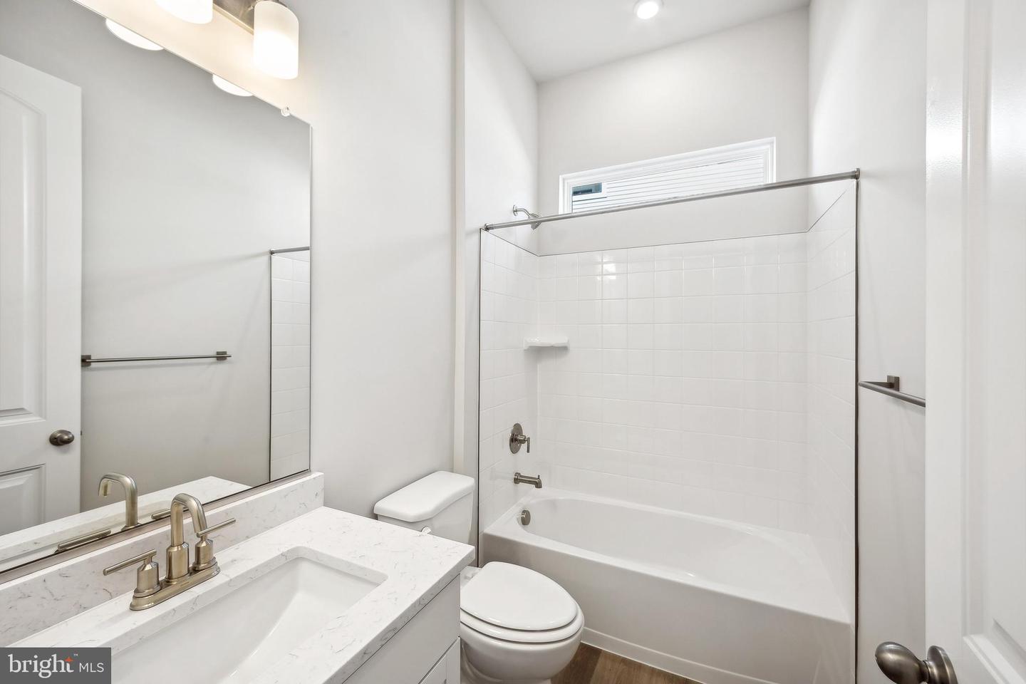 15 Golden Raintree Ct Property Photo 20