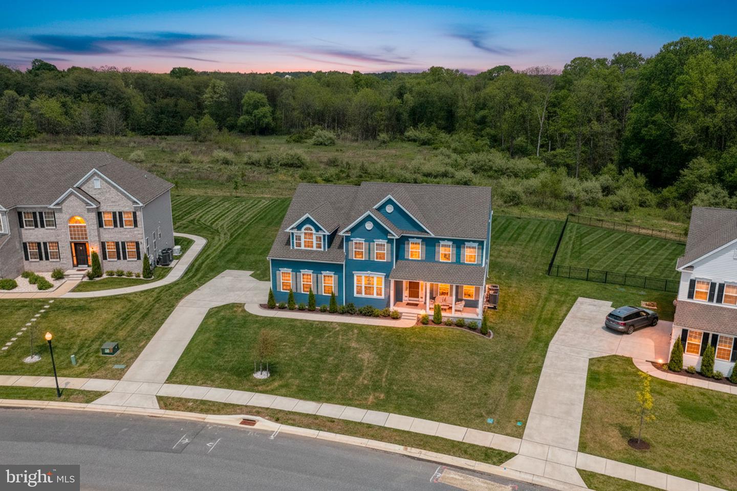 313 DILLON CIR