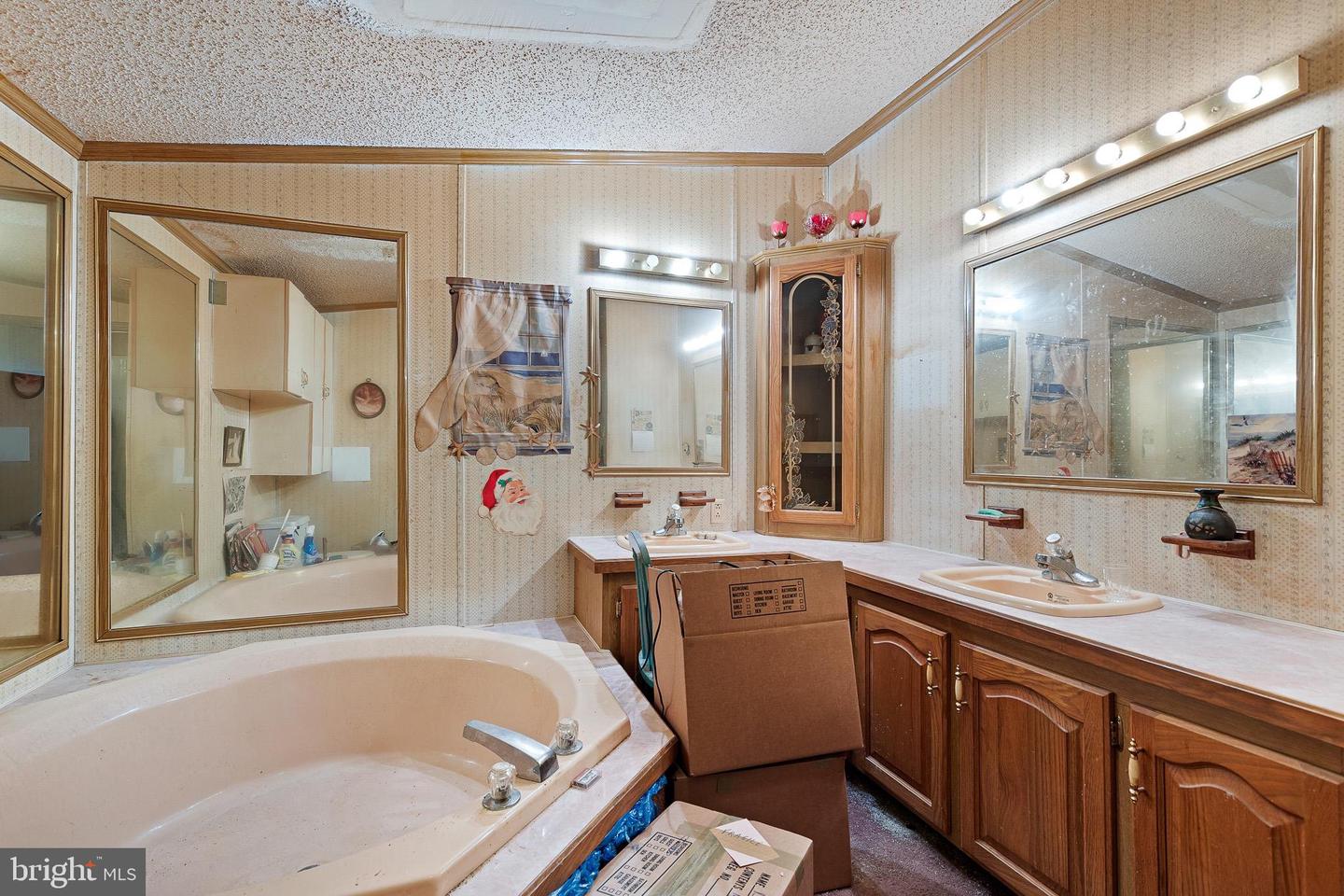 217 Holly Ct Property Photo 3