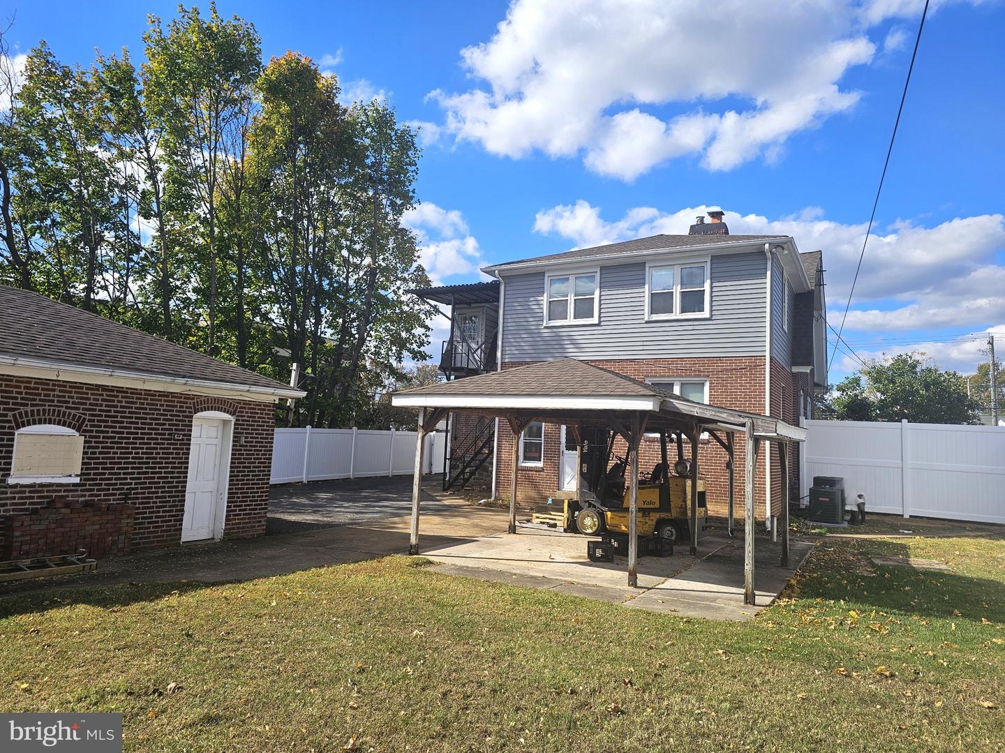 3220 Philadelphia Pike # Property Photo 3