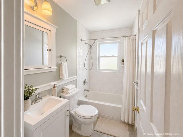 241 S Union St Property Photo 12