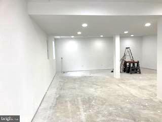 609 Ravenglass Dr Property Photo 23