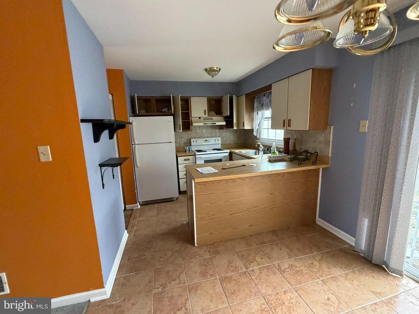 4 Ross Ct Property Photo 8