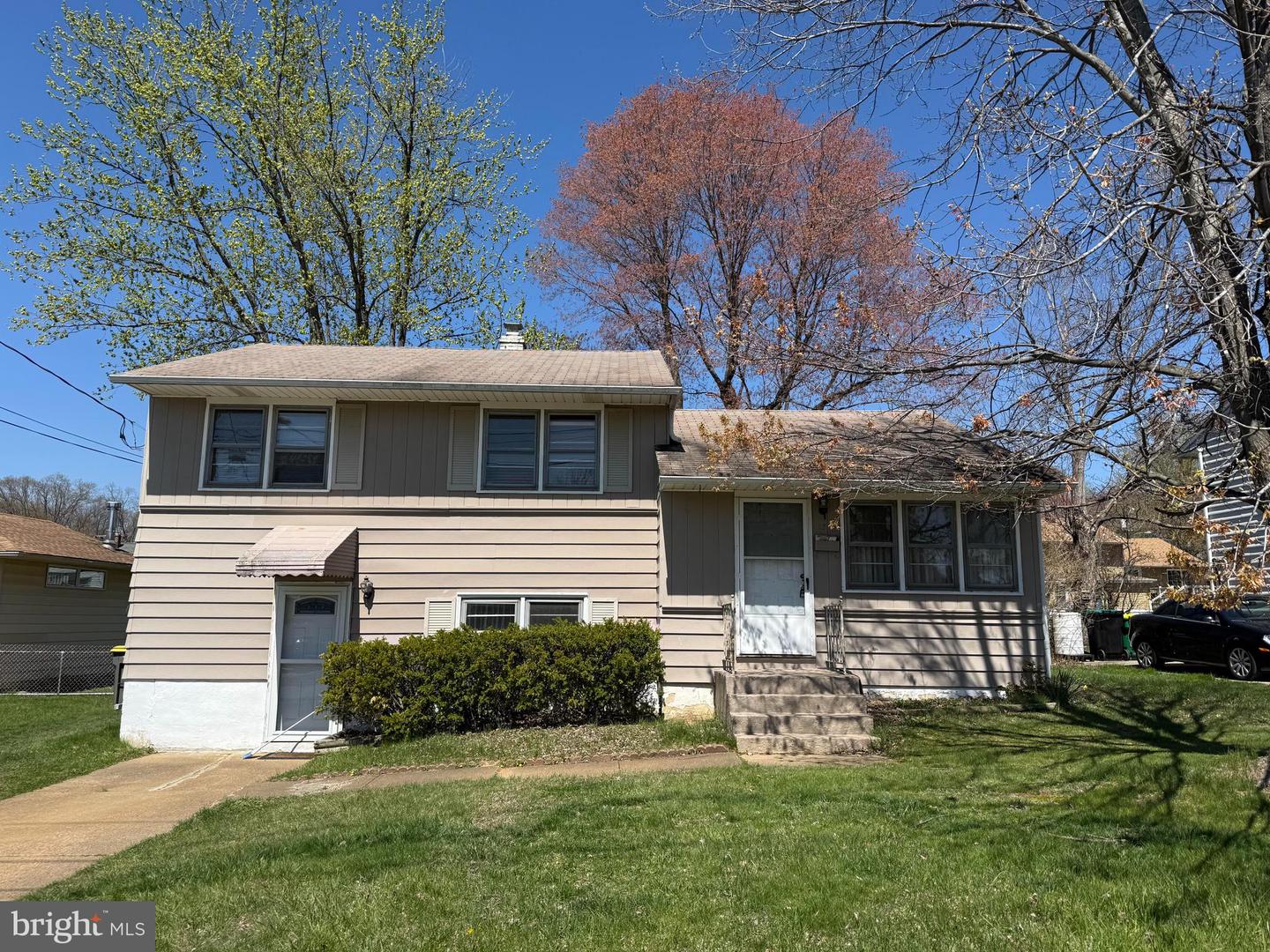 1313 Idlewood Rd Property Photo 1