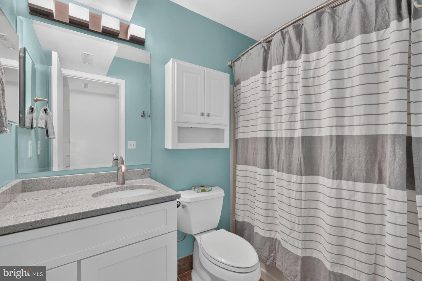 204 Michelle Ct #100 Property Photo 16