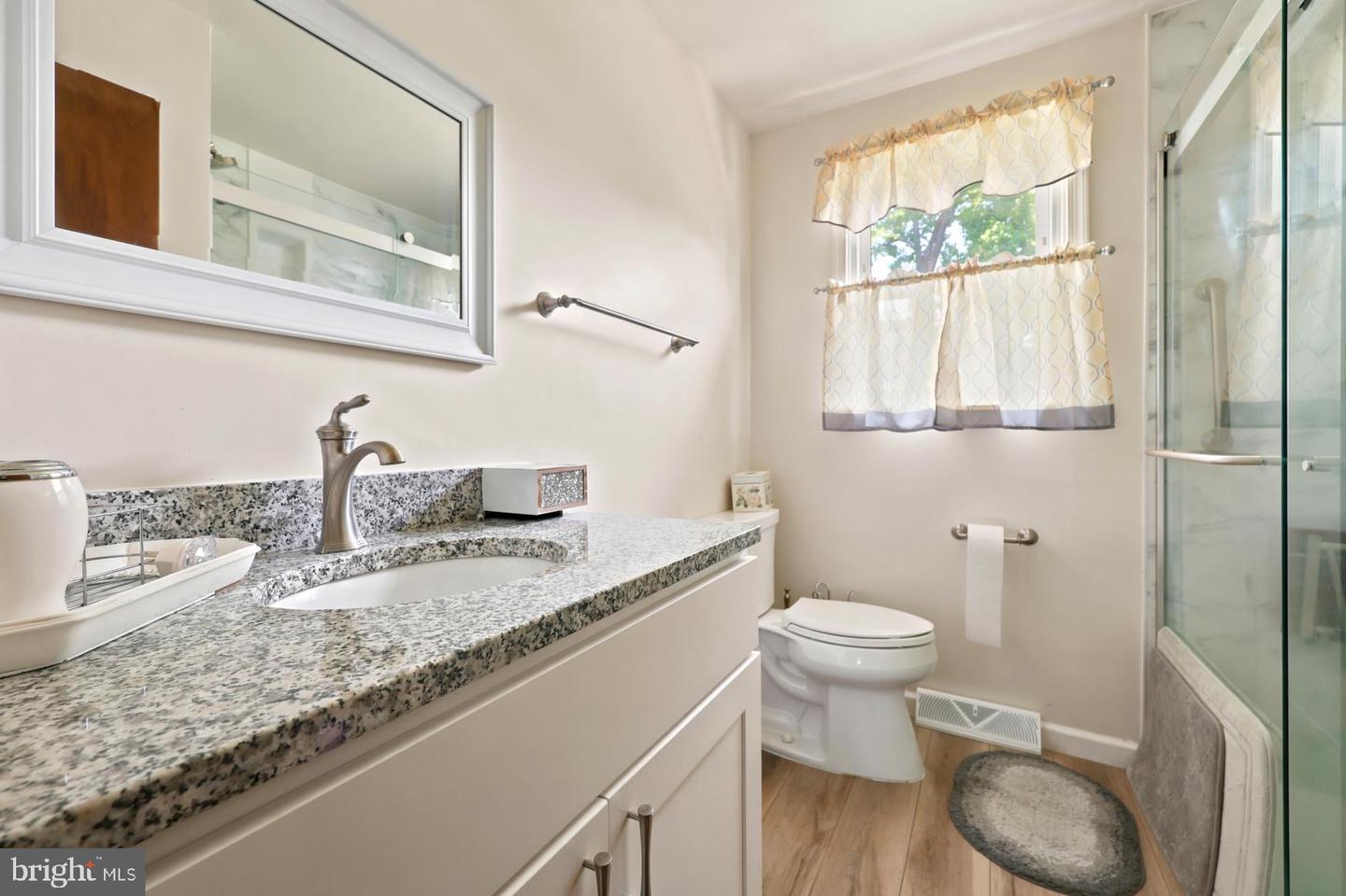 155 Casimir Property Photo 15