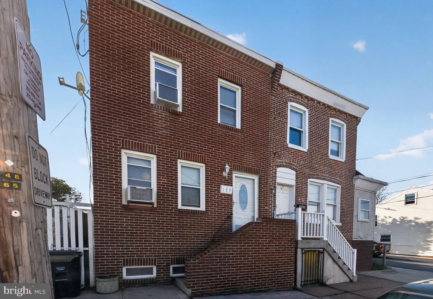 103 S Harrison St Property Photo 1