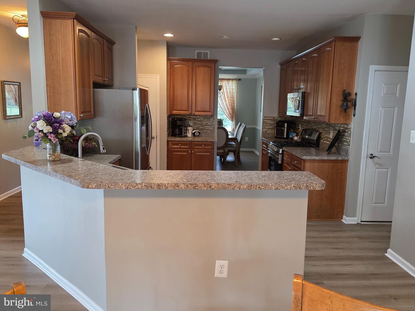 420 Winterberry Dr Property Photo 14