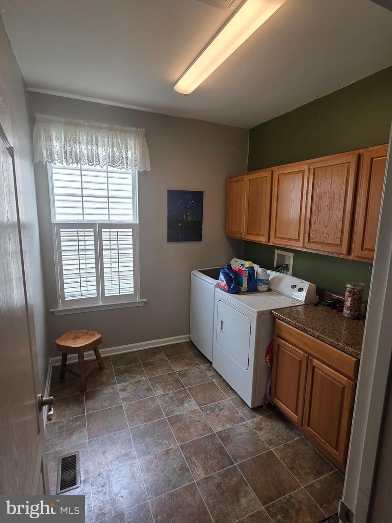 420 Winterberry Dr Property Photo 26