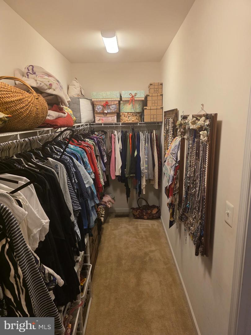 420 Winterberry Dr Property Photo 33