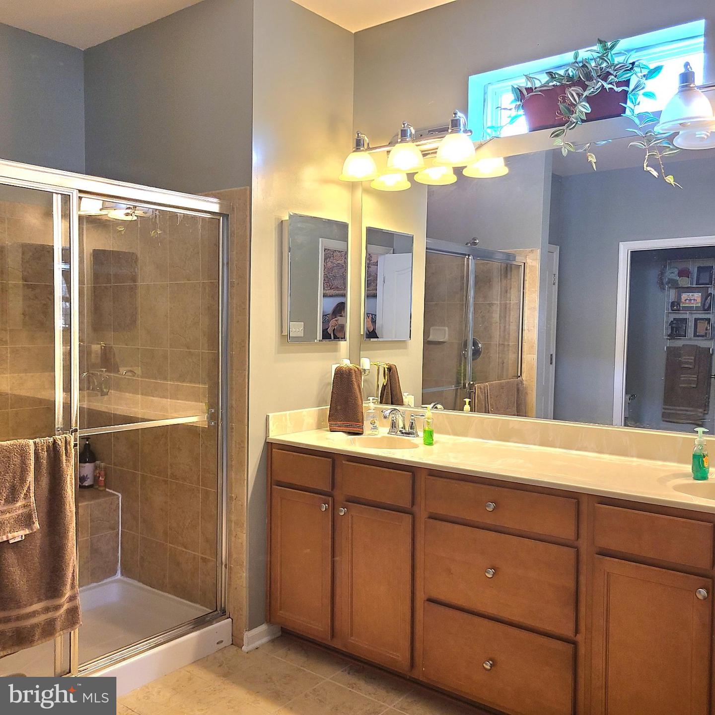 420 Winterberry Dr Property Photo 38