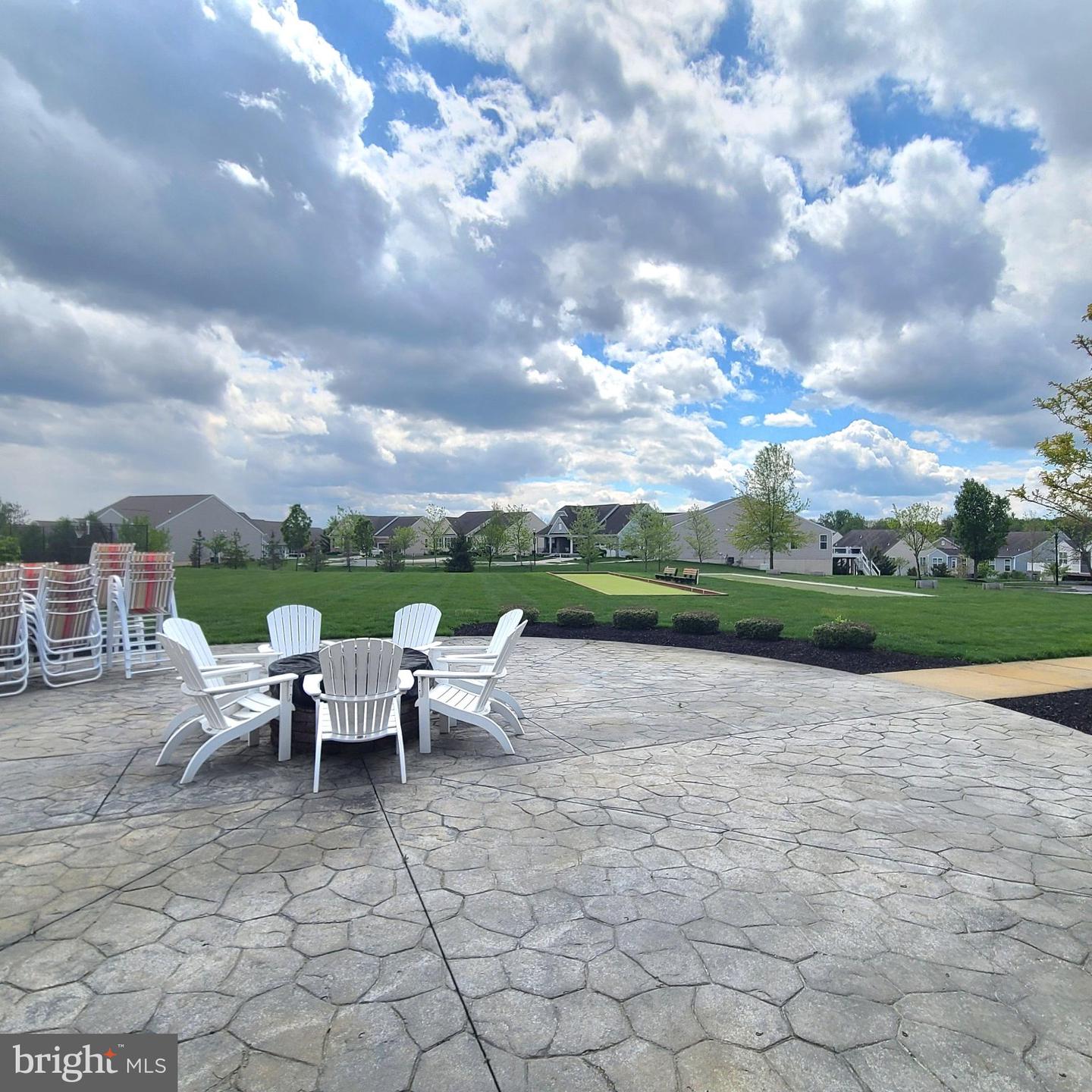 420 Winterberry Dr Property Photo 60