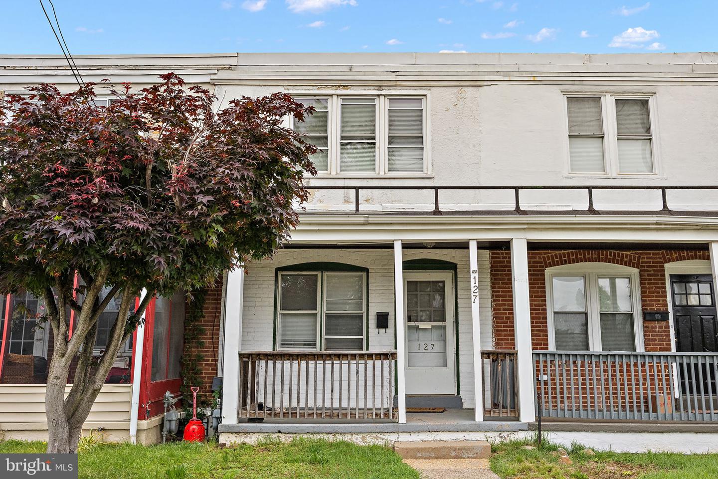 127 Eastlawn Ave Property Photo 1
