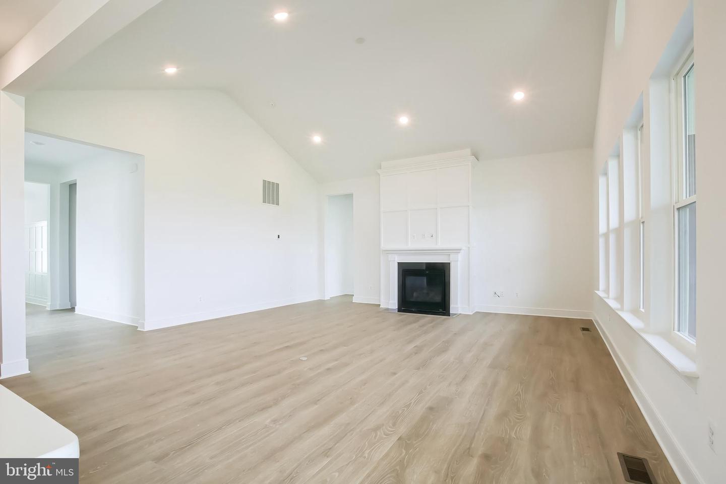 1703 Jaymes Cir Property Photo 13