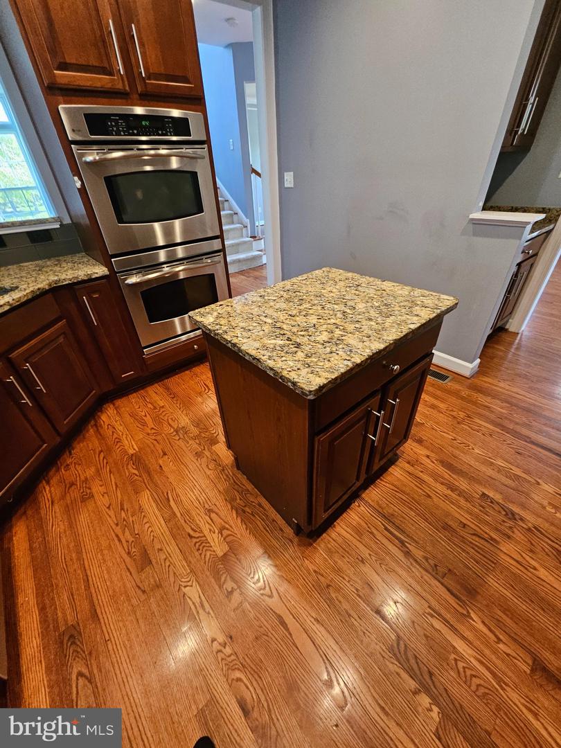 14 Meridian Blvd Property Photo 14