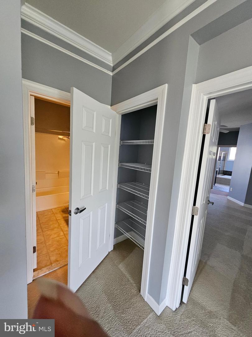 14 Meridian Blvd Property Photo 40