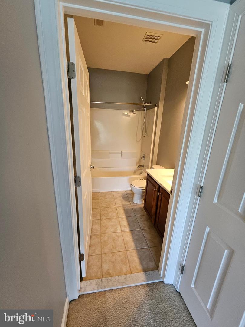 14 Meridian Blvd Property Photo 42