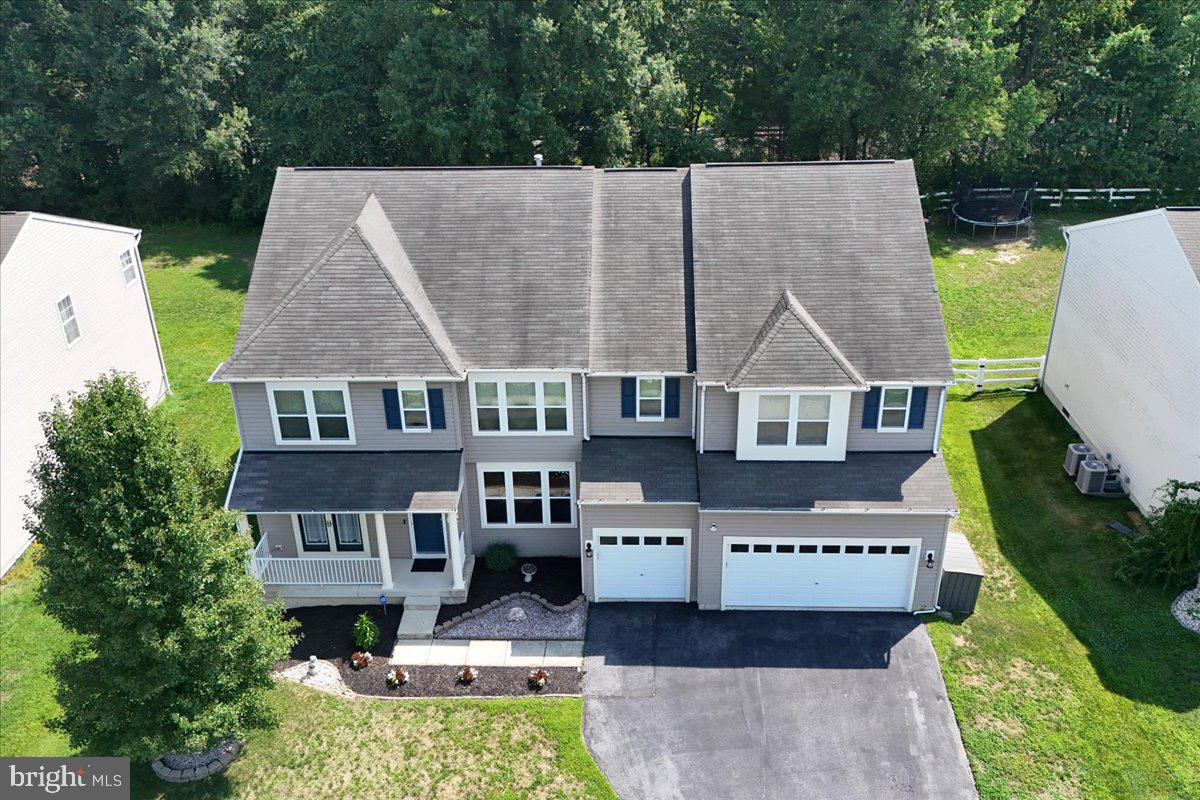 1146 E Founds St Property Photo 4
