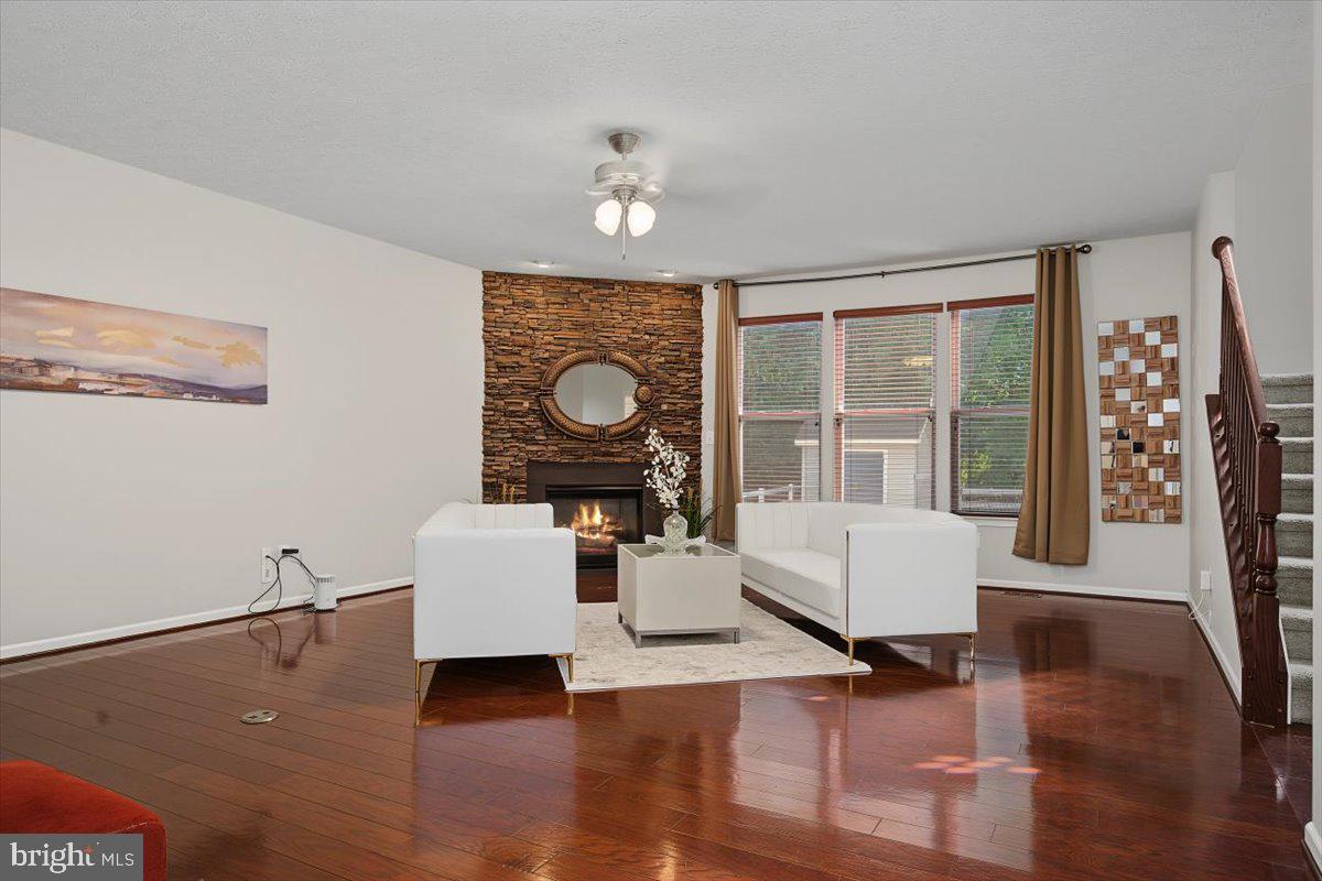 1146 E Founds St Property Photo 12