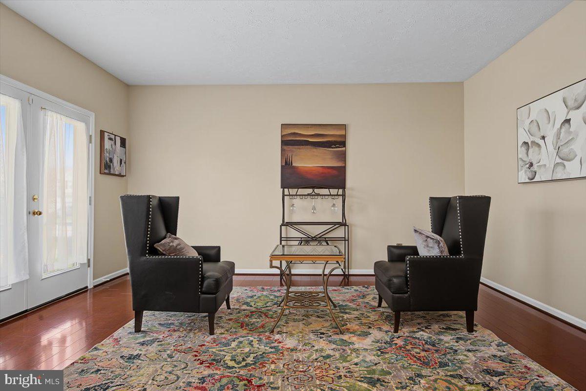 1146 E Founds St Property Photo 18