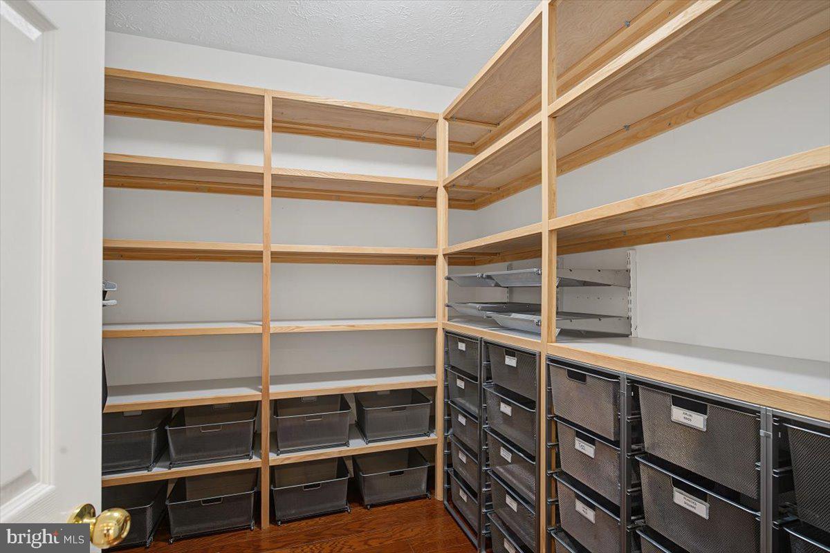 1146 E Founds St Property Photo 24