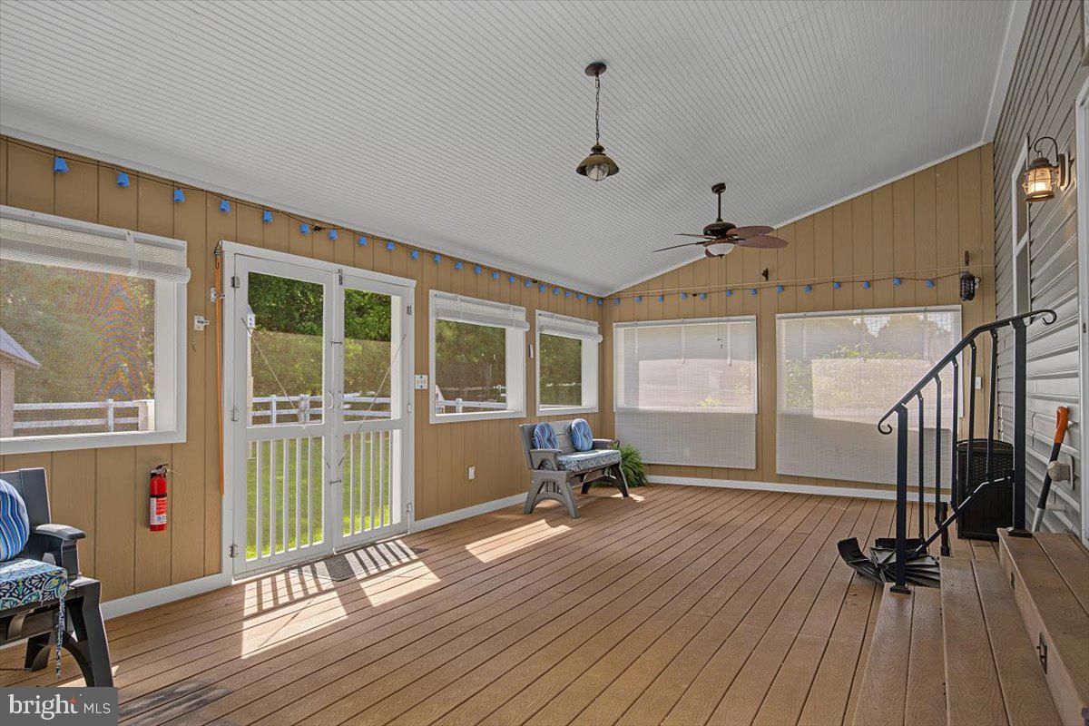 1146 E Founds St Property Photo 26
