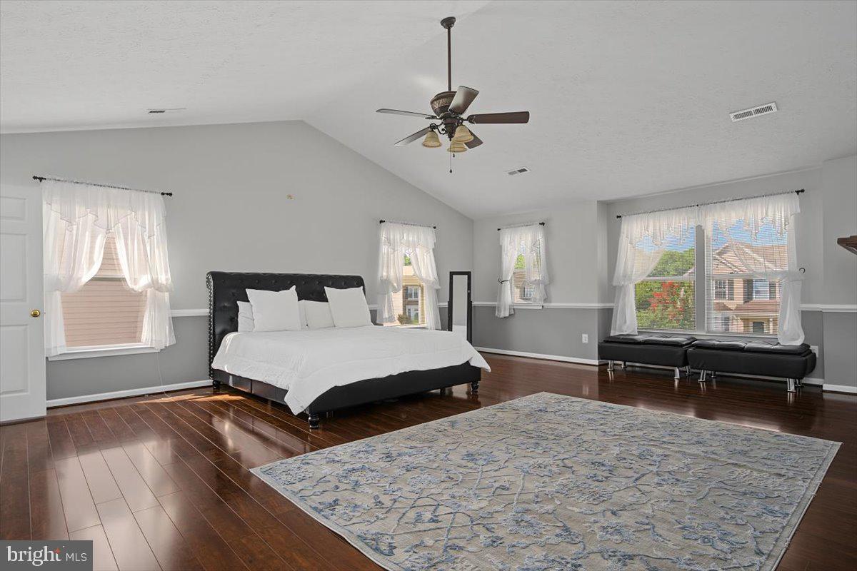 1146 E Founds St Property Photo 37