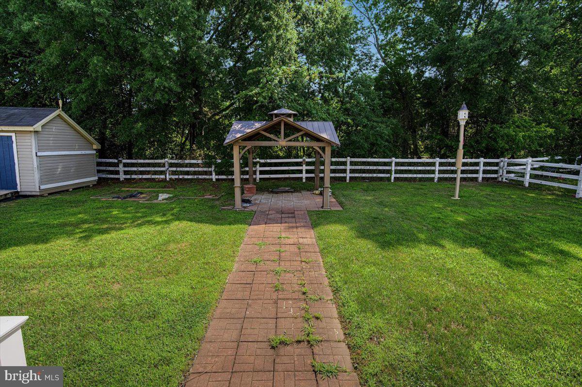 1146 E Founds St Property Photo 50