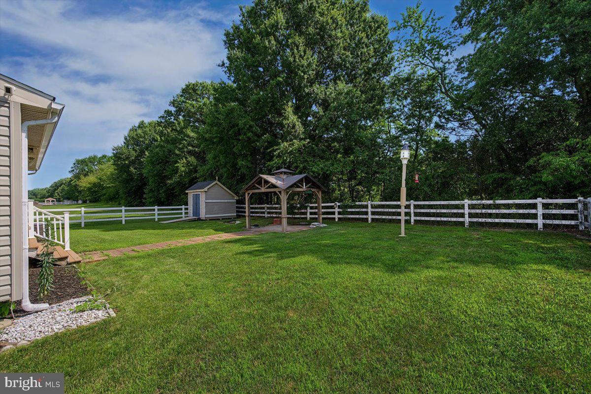 1146 E Founds St Property Photo 51