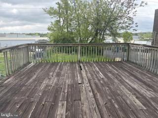 1602 E Ayre St Property Photo 14