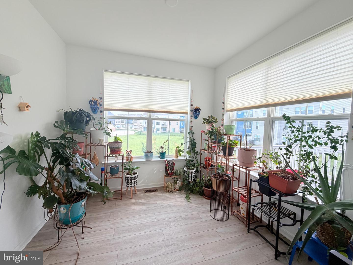 211 Douglas Way Property Photo 28