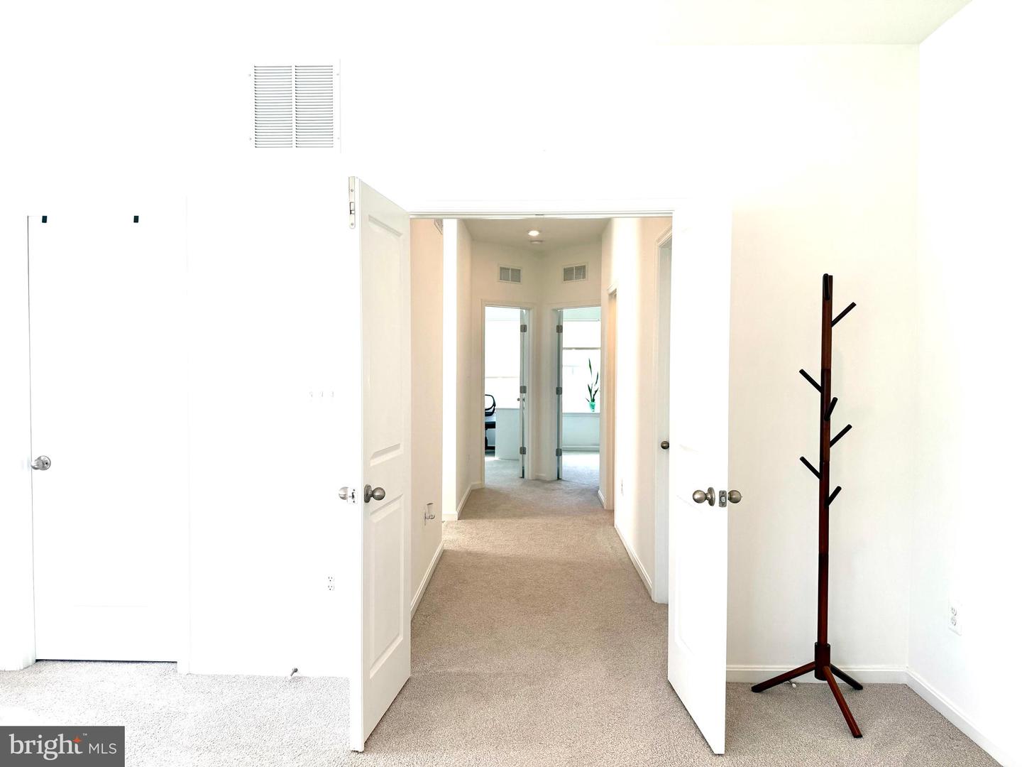 211 Douglas Way Property Photo 41