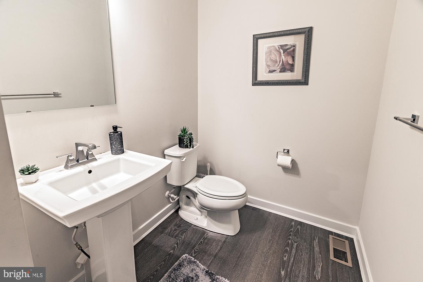311 Pine View Dr Property Photo 5